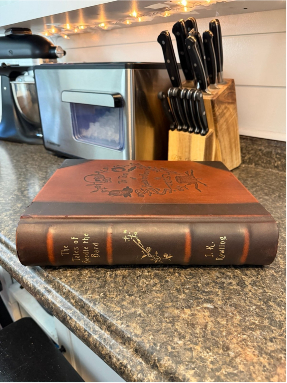 The Tales of Beedle the Bard by J. K. Rowling Hardcover Collector's Edition 2008 - Picture 2 of 12